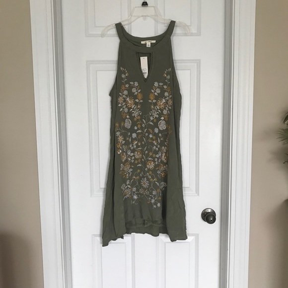 Francesca's Briana Shift Dress - Picture 5 of 6